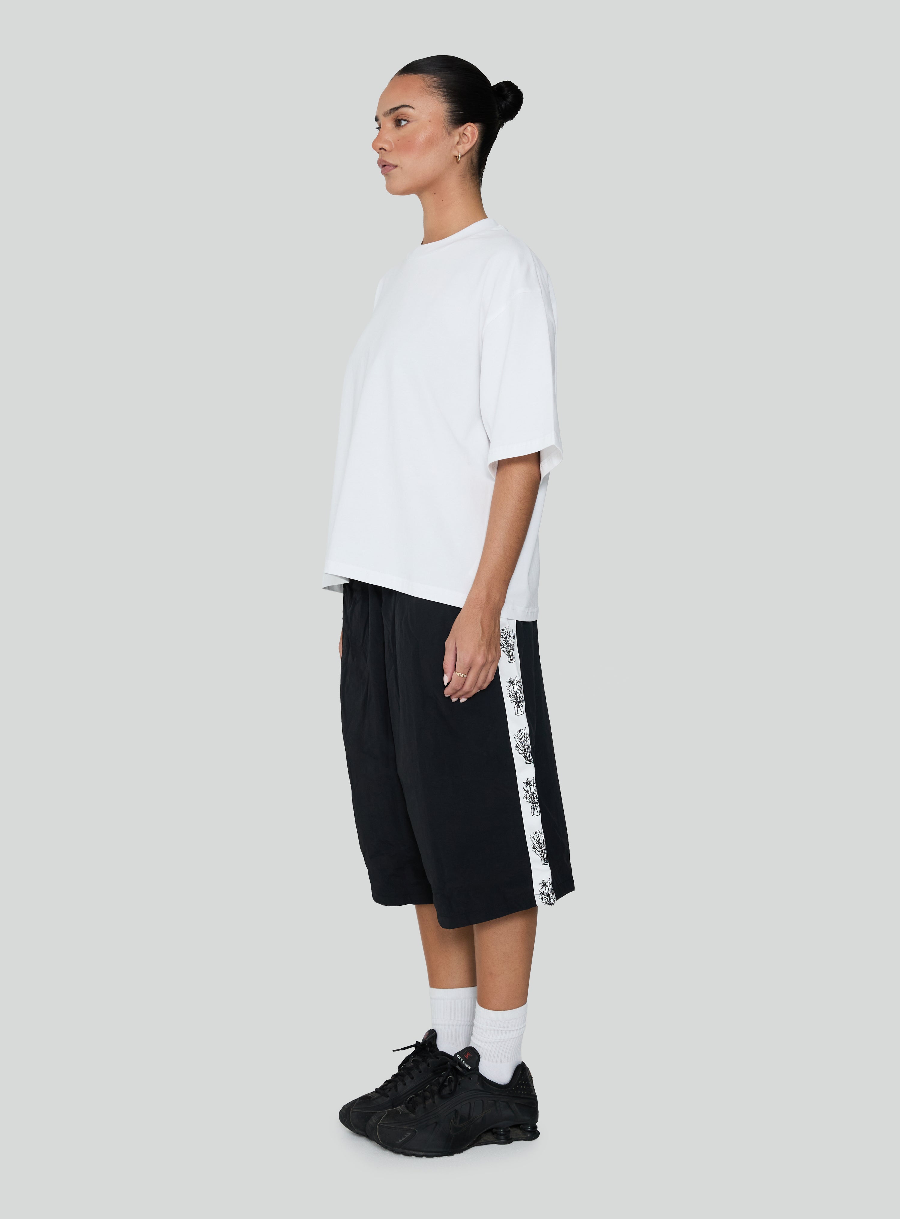 Flora Nylon 3/4 Shorts